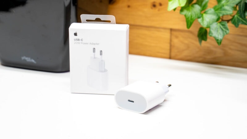 Photo of Обзор адаптера Apple USB-C