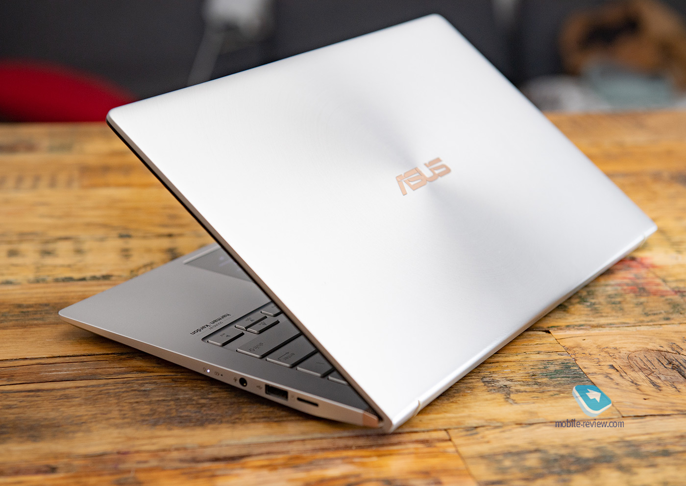 Photo of Подробный обзор адаптера ASUS ZenBook